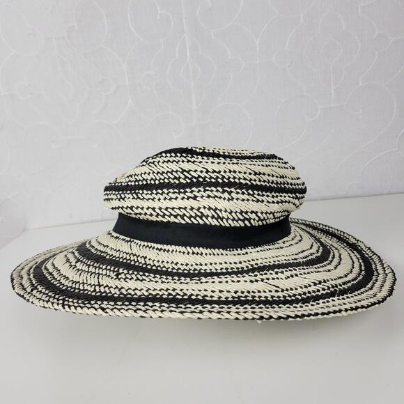 Hinge Two Tone Panama Hat Black White Wide Brim Woven Straw Pom Pom Summer NWOT - Picture 16 of 16